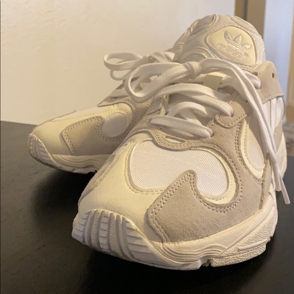 adidas yung cloud white